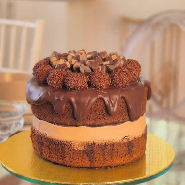 Bolo de aniversário, modelo 07